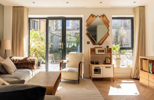 Bristol Casa | Stylish Family Home with Garden