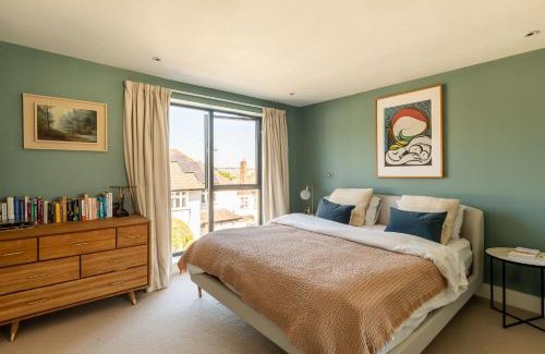 Bristol Casa | Stylish Family Home with Garden
