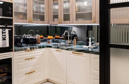 Almagro Apartamento | Elegante apartamento con diseño exclusivo Zurbano Apartment