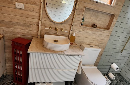 Parramatta Casa | Stylish Gallery Sleeps 4 | Near Parramatta CBD