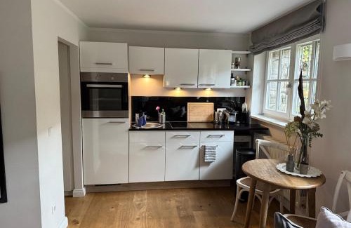 Herzogpark Apartamento | Stylish Garden Apartment in Central Munich