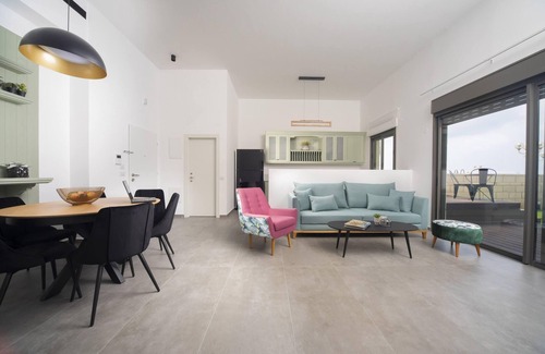 Nahariya Apartamento | Stylish Garden Apartment near Akhziv Beach