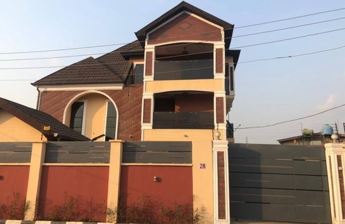 Ojokoro Apartamento | stylish getaway in Lagos