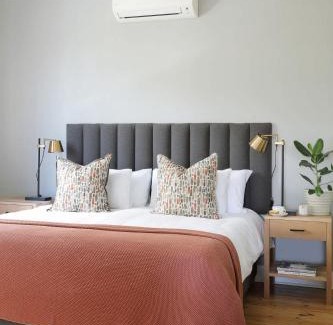 Green Point Apartamento | Stylish Green Point Apartment with Pool Access