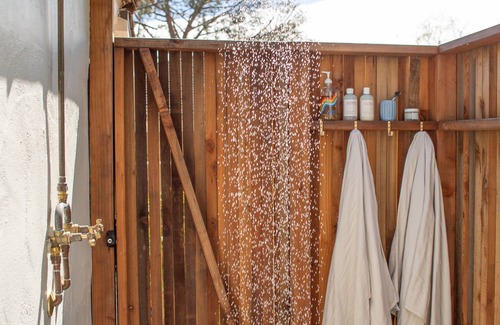 East San Roque Cabaña | Stylish Guesthouse In A Convenient And Beautiful Santa Barbara Neighborhood