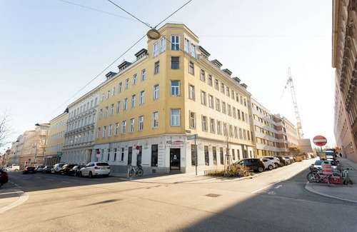 Rudolfsheim-Funfhaus Apartamento | Entire rental unit in Vienna, Austria
