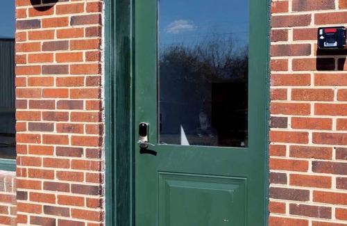 Roanoke Apartamento | Historic Studio Loft - Chic Stay & Near Downtown