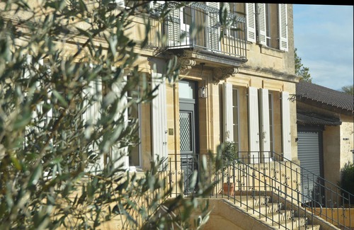 Grand Cubzaguais Casa | Stylish historical home in the Bordeaux vineyard