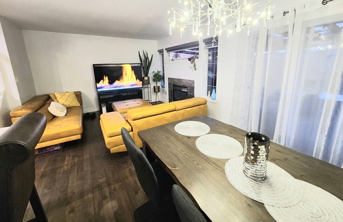 Northwest Edmonton Casa | Stylish home in Oxford neighborhood - long term rental deals - inquire