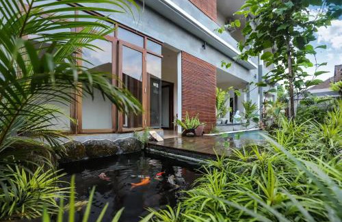 Peliatan Casa | Stylish Hotel-style Room Near Pool in Ubud Central