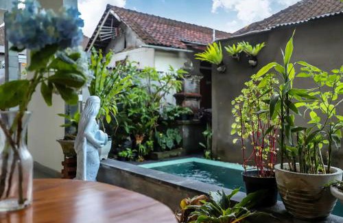 Peliatan Casa | Stylish Hotel-style Room Near Pool in Ubud Central