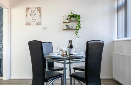 Wyken Apartamento | Stylish House & Work and Leisure inc FREE Parking & BHX Airport