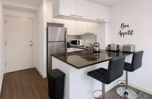 Indian Village Apartamento | Stylish HydePark Studio Retreat