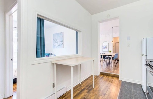 Plateau Mont Royal Apartamento | Stylish Le Plateau Apt | Walk to Eat, Shop & Metro