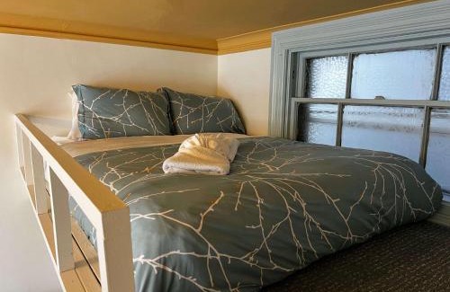 South End Apartamento | Stylish Living at Inglis Heritage, Unit C