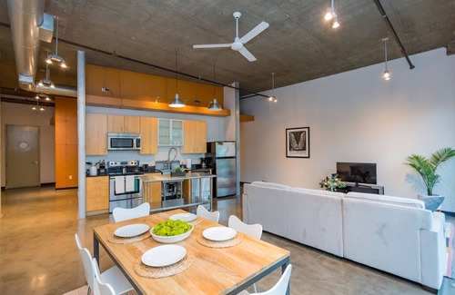 The Gulch Apartamento | Stylish Loft 0.7 Miles From Downtown!