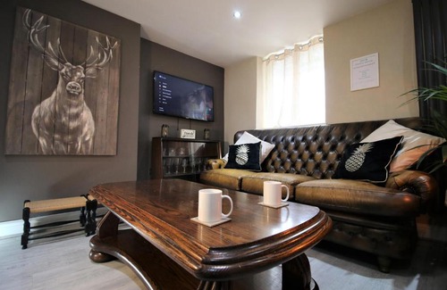 Splott Apartamento | Stylish Loft Apartment by Property Promise