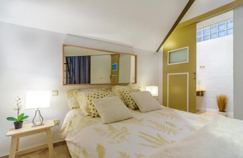 Chueca Apartamento | STYLISH LOFT AT CHUECA´S HEART