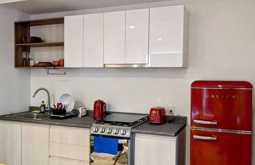 Providencia Apartamento | Stylish loft at new upscale tower in Providencia
