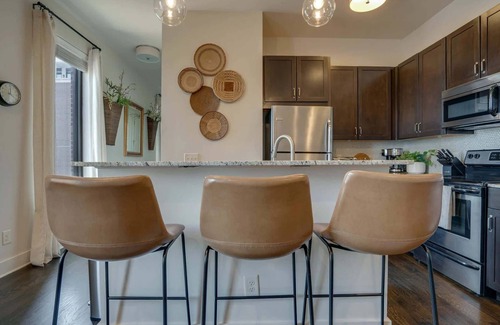 West End Condominio | Stylish Loft Near Centennial Park!