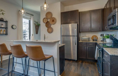 West End Condominio | Stylish Loft Near Centennial Park!