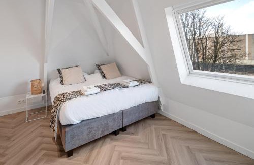 Centrum Apartamento | Stylish-loft Near City Center And Park