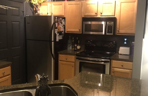 Sandy Springs Condominio | Loft de lujo SUPER BOWL: 2 habitaciones x 2 baños en suites