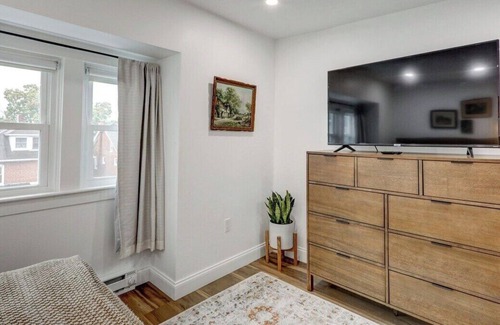 Ephrata Apartamento | Stylish & Modern 1BR|Free Parking★Great Location!