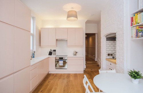 Harlesden Apartamento | Stylish & Modern 3 Bed Flat in NW London with Garden