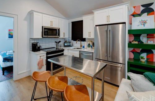 12 South Casa | Stylish Modern Bungalow in Nashville's 12 South