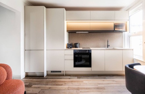 Hillingdon Apartamento | Stylish Modern Designed Apt, near Station, London