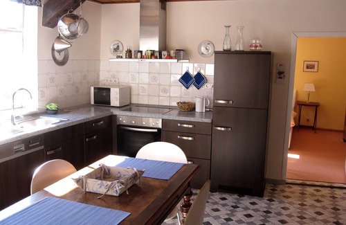 Tangermuende Apartamento | Vida moderna y elegante en un entorno histórico.