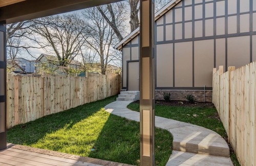Salemtown Casa | Nueva casa en el centro, la mejor ubicación en Nashville: ¡camine por todas partes, duerme 10!