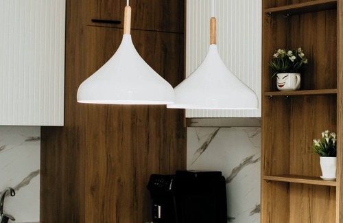 Tirana Condominio | Stylish nest @15 min to center (A/C, Balcony)