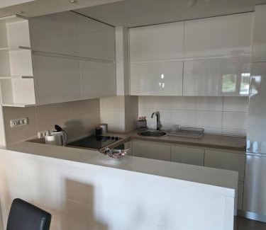 Novi Beograd Apartamento | Stylish New Belgrade apt parking 5e per day