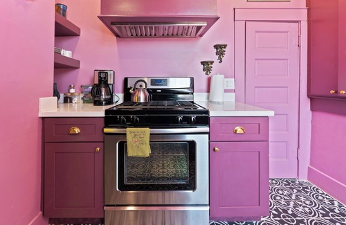 Governmental Mall Casa | Stylish "NEW" Home- Hot Tub - Near Downtown, PHX Airport, and ASU