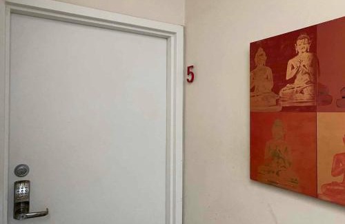 Lower Haight Casa | Stylish Nopa Penthouse, Remote Work Friendly