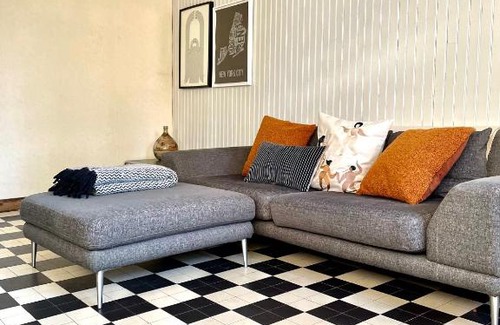 Saint-Vincent-Rive-d'Olt Apartamento | stylish one bedroom apartment in a lovely village