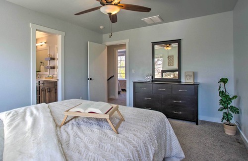 Central Oklahoma City Cabaña | Stylish OKC Farmhouse w/ Garden - Close to OU