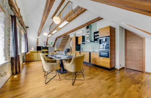 Old Town Apartamento | Stylish Old Town Apartment With Sauna