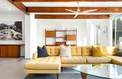 Peaceful Valley Casa | Stylish Old Town Scottsdale Retreat w Pool Prime Location