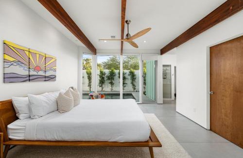 Peaceful Valley Casa | Stylish Old Town Scottsdale Retreat w Pool Prime Location
