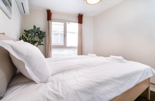 Plovdiv Center Apartamento | Stylish One-Bedroom Apartment