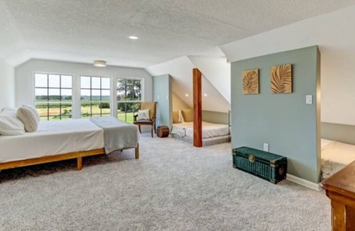 Northside Casa | Stylish Pool Home | Water Front | Marsh Front Land