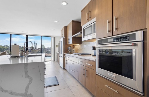 Eastlake Casa | Stylish Pool & Stunning Views