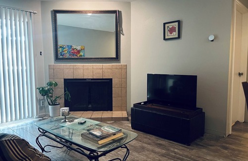 Waters Park Condominio | Stylish quiet condo in a great location