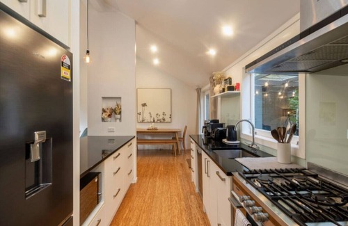 Greenlane - Ellerslie Casa | Stylish Remuera Retreat