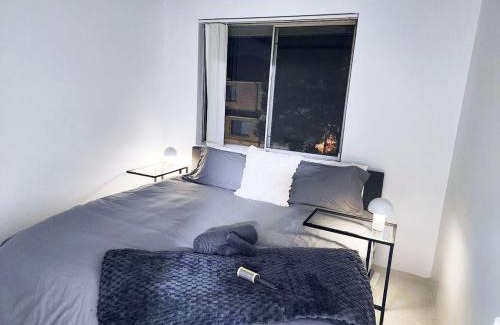 Harris Park Casa | Stylish Rosehill Stay w/Balcony