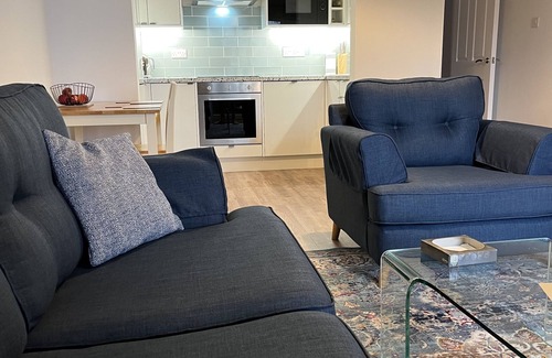 Mumbles Apartamento | Stylish Rotherslade/Langland beach view apartment - 1 min from the beach