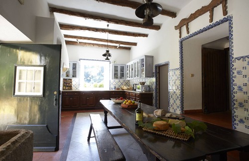 Monserrate Villa | Elegantes y aisladas villas contiguas con piscinas, hermosos jardines y vistas,